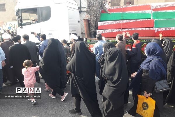 تشییع پیکر یکصدو یازده شهید تفحص شده در اهواز