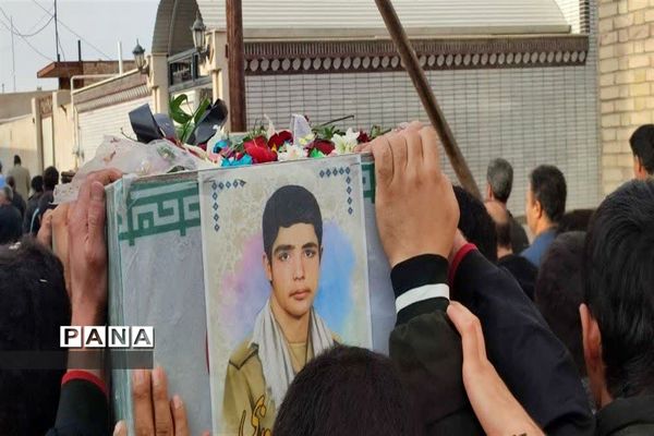 مراسم تشییع و خاکسپاری پیکر شهید والامقام حسین نوروزی ابوزیدآبادی