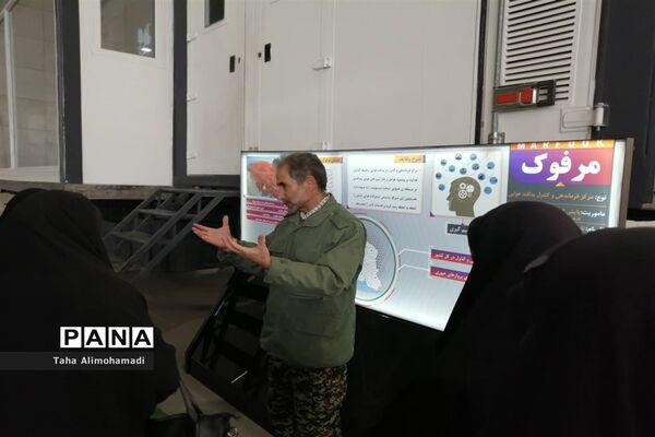 اردوی راهیان پیشرفت و بازدید از پارک ملی هوا فضا با حضور معاونان پرورشی شهرستان قدس