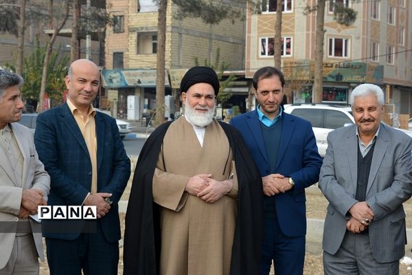 آیین کلنگ‌زنی مدرسه خیرساز ۶ کلاسه در منطقه بهارستان 2