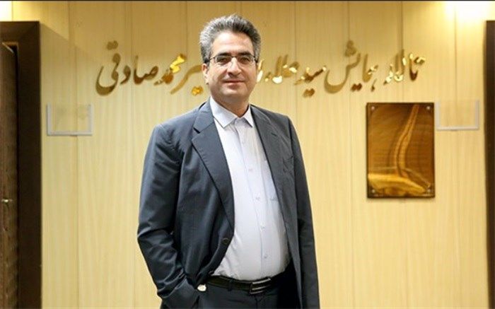 تعیین یکباره عوارض صادراتی، تولید و صادرات را قفل می‌کند