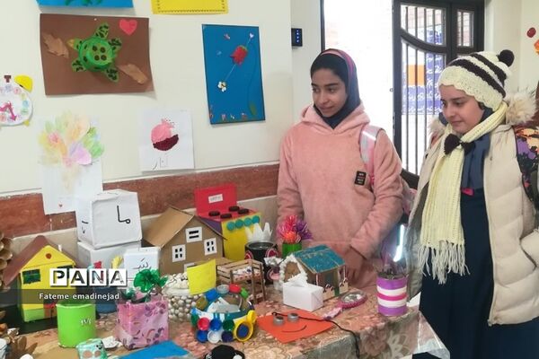 هفته پژوهش در دبستان برکت رودهن