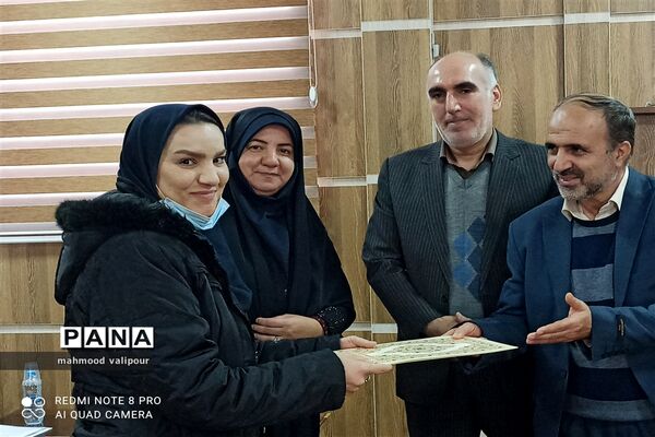 تقدیر از دانش‌آموزان برتر و برگزیده استثنایی قزوین