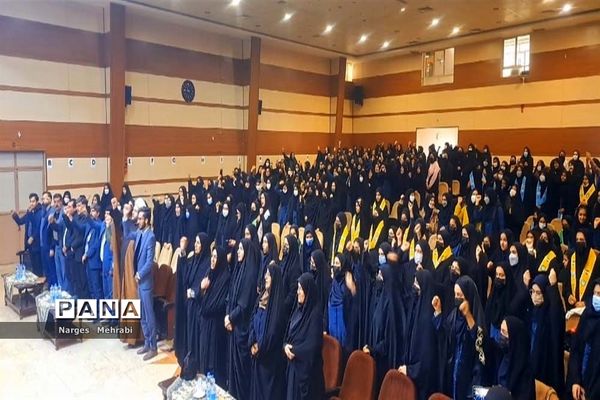 برگزاری همایش دختران زهرایی درآباده