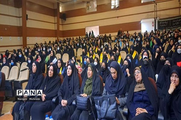برگزاری همایش دختران زهرایی درآباده