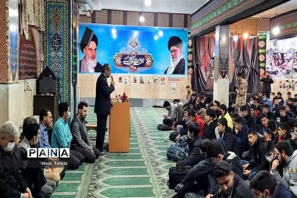 اعزام نخستین گروه از دانش‌آموزان قم به اردوی راهیان نور