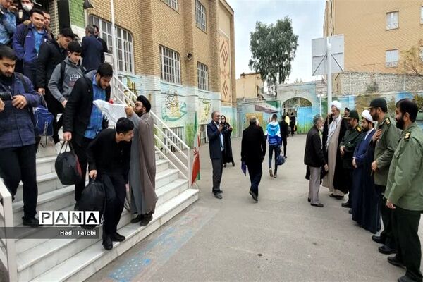 اعزام نخستین گروه از دانش‌آموزان قم به اردوی راهیان نور