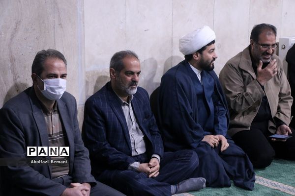 اعزام نخستین گروه از دانش‌آموزان قم به اردوی راهیان نور