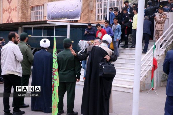 اعزام نخستین گروه از دانش‌آموزان قم به اردوی راهیان نور