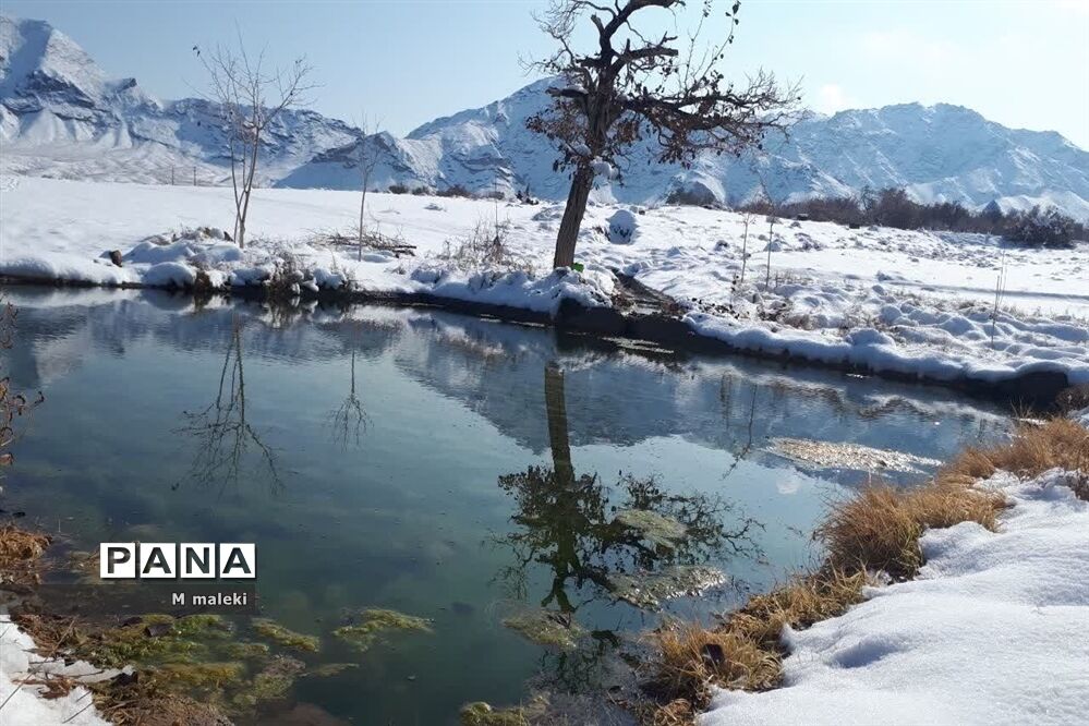بارش اولین برف پاییزی در شهرستان میبد