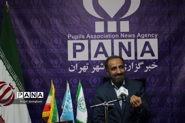 بازدید معاون پرورشی و فرهنگی آموزش و پرورش از سازمان دانش‌آموزی شهر تهران