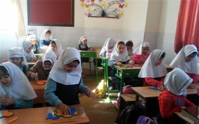 آموزش و پرورش از بانک مرکزی برای آموزش سواد مالی در مدارس کمک بگیرد