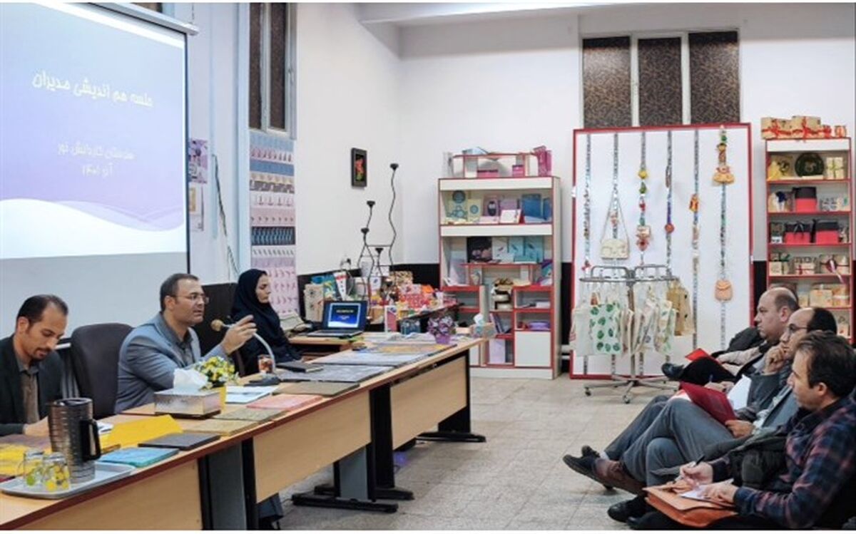 جذب دانش‌آموزان نخبه و توانمند، بهره‌وری هنرستان‌ها را افزایش می‌دهد