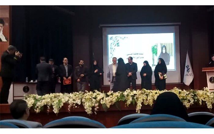 پژوهشگران برتر دانشگاه حضرت معصومه (س) تجلیل شدند