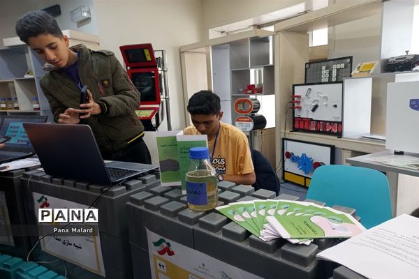 حضور دانش‌آموزان پژوهشگر ملارد در پارک علم و فناوری پردیس