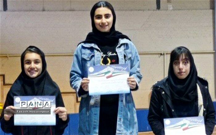 کسب رتبه اول و دوم مسابقات دو و میدانی استانی، توسط دانش‌آموزان بهارستان‌دو