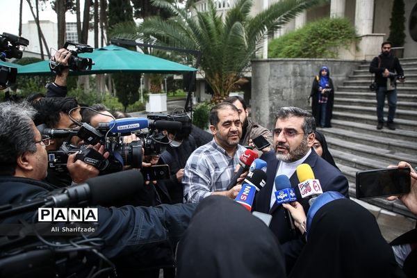 حاشیه جلسه هیات دولت