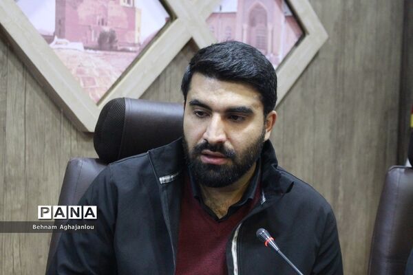 انعقاد تفاهم‌نامه آموزش و پرورش استان زنجان با قرارگاه عدالت آموزشی بنیاد احسان