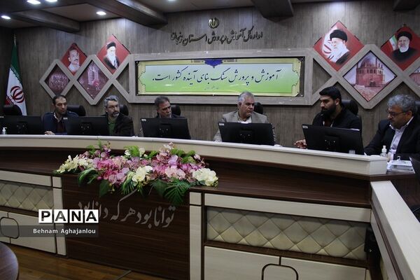انعقاد تفاهم‌نامه آموزش و پرورش استان زنجان با قرارگاه عدالت آموزشی بنیاد احسان