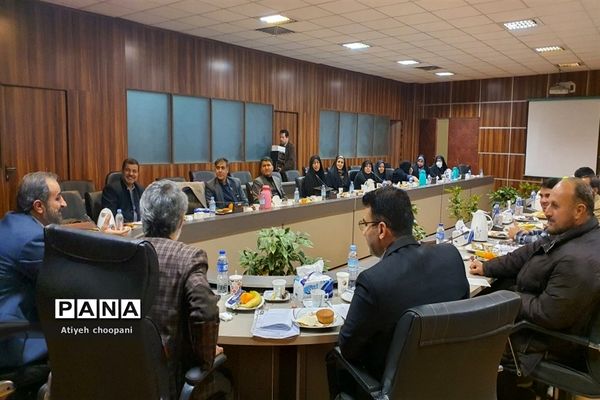 نشست هم‌اندیشی مدیران و کارشناسان کانون‌های فرهنگی تربیتی