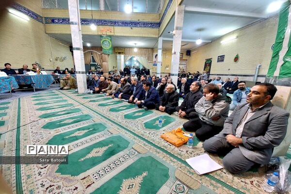 نشست صمیمانه بررسی مشکلات محلات ۱۸ گانه منطقه ۱۸ شهر تهران