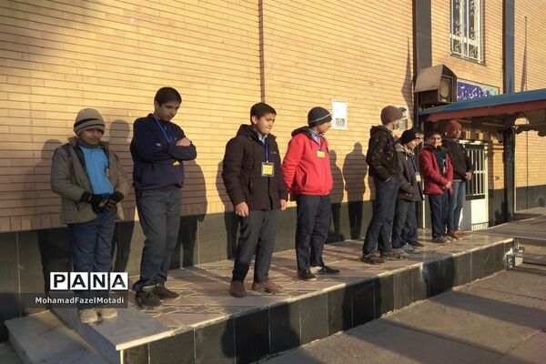 بازدید مدیر آموزش و پرورش خلیل‌آباد از اجرای طرح مدام در دبیرستان رئیس‌زاده