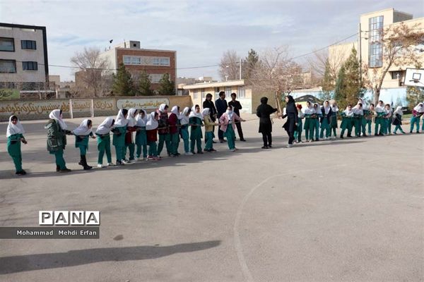 جنگ جوانه‌ها در مدارس شهرستان آباده