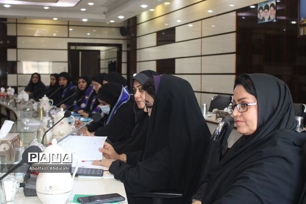 نشست کارشناسان سازمان دانش‌آموزی استان بوشهر