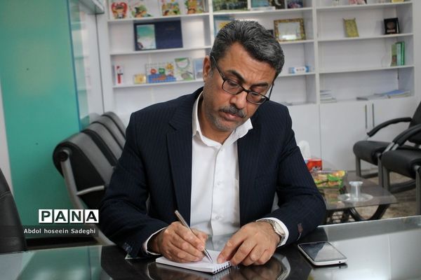 جلسه توجیهی طرح انسداد مبادی بیسوادی در بوشهر