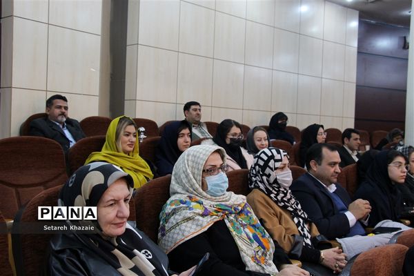 جشن دختران افتخارآفرین مدارس غیردولتی مشهد