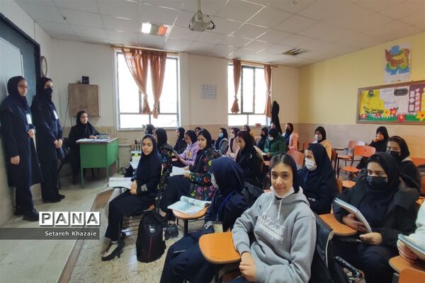 اجرای طرح مدام در دبیرستان یاس ناحیه 6 مشهد