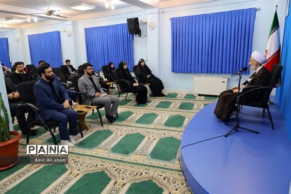 دیدار اعضای بسیج دانشجویی با نماینده ولی فقیه