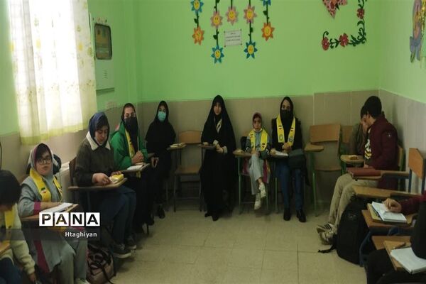 نشست مدیر سازمان دانش‌آموزی استان اصفهان با اعضای مجلس دانش‌آموزی و خبرنگاران پانا شهرستان خوانسار