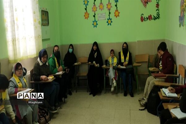 نشست مدیر سازمان دانش‌آموزی استان اصفهان با اعضای مجلس دانش‌آموزی و خبرنگاران پانا شهرستان خوانسار