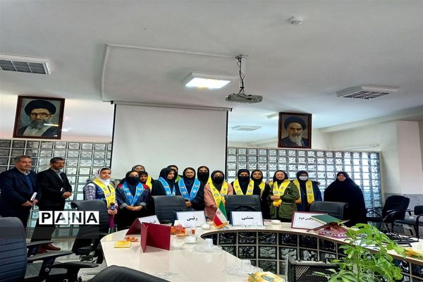 نشست مدیر سازمان دانش‌آموزی استان اصفهان با اعضای مجلس دانش آموزی و خبرگزاری پانای شهرستان گلپایگان