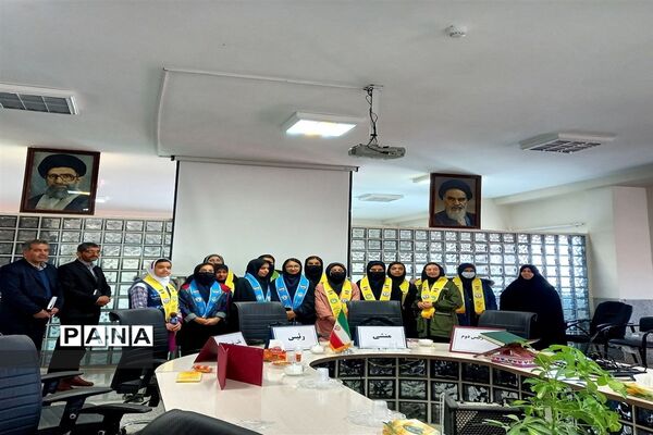 نشست مدیر سازمان دانش‌آموزی استان اصفهان با اعضای مجلس دانش آموزی و خبرگزاری پانای شهرستان گلپایگان