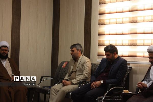 جلسه کمیته فرهنگی در دفتر امام جمعه بخش جوادآباد