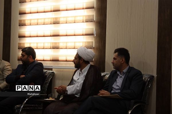 جلسه کمیته فرهنگی در دفتر امام جمعه بخش جوادآباد