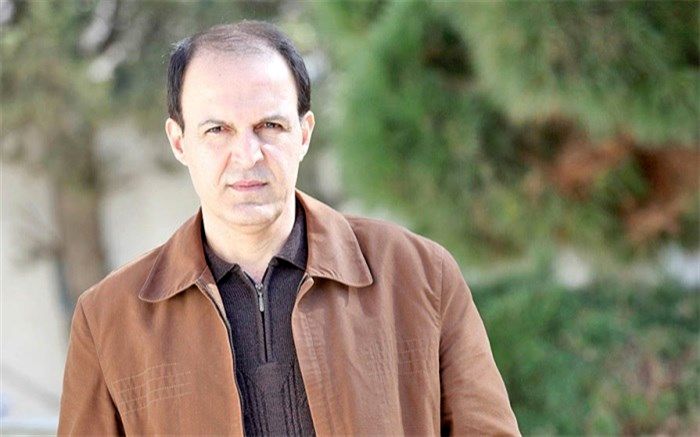 ساداتیان : سینما از جامعه عقب افتاده است