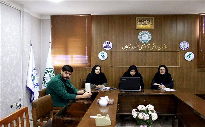 حضور مدیر و کارشناسان سازمان دانش‌آموزی زنجان در جلسه توجیهی جذب اعضا