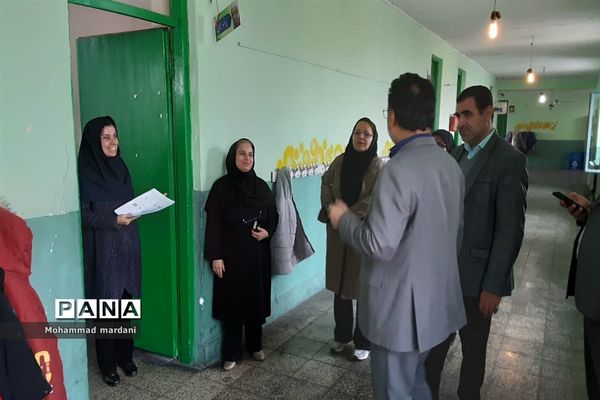 برگزاری جشن یلدایی با دانش‌آموزان مدرسه نرجس ناحیه دو ساری