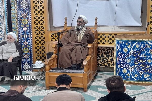 نشست علمی، حوزه و  جهاد تبیین در قائمشهر