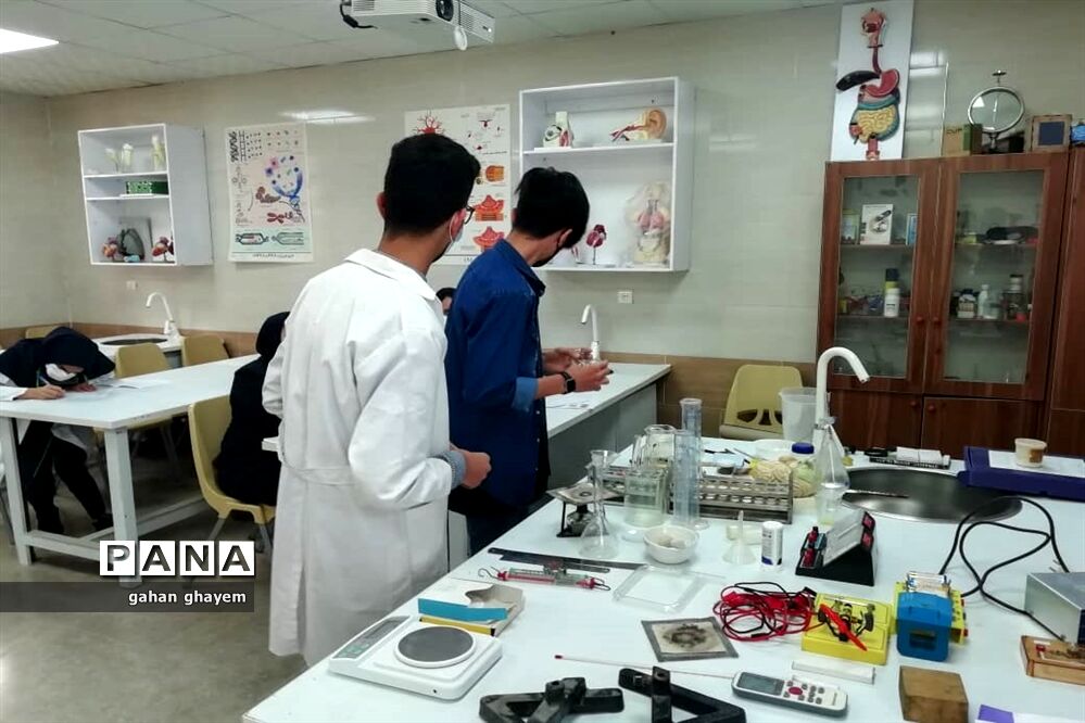 مسابقات علمی و پژوهشی در سطح مدارس سیستان و بلوچستان برگزار می‌شود