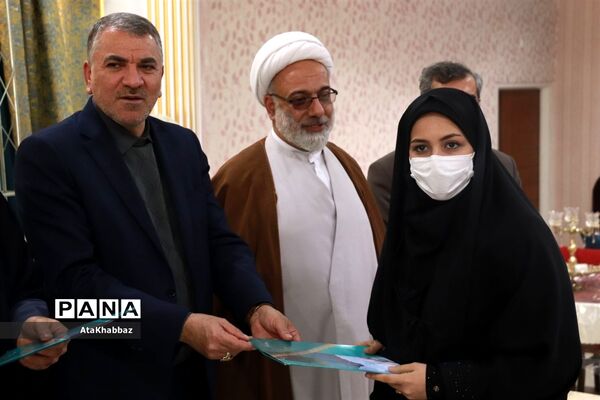 تجلیل از مقام آوران قرآنی آذربایجان شرقی