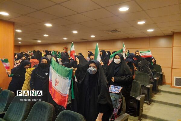 همایش دختران حاج قاسم سازمان دانش‌آموزی ناحیه یک شیراز