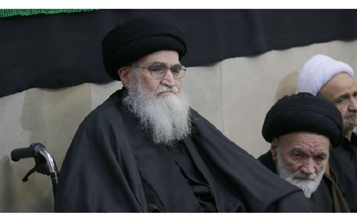 وداع پرشور مردم قم با پیکر آیت‌الله روحانی