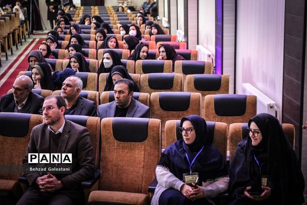 آیین تجلیل از برگزیدگان پژوهش و فناوری آذربایجان غربی