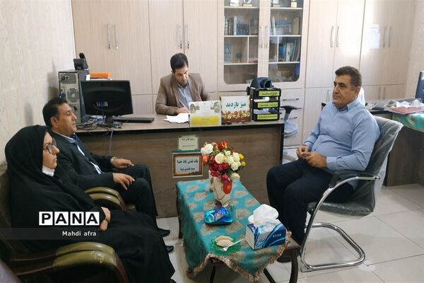 بازدید نمایندگان اداره کل آموزش پرورش از اجرای طرح جهش در مدارس شهرستان بهبهان