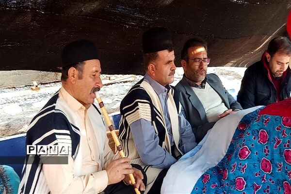 جشنواره غذای سنتی چهارمحال وبختیاری و شب یلدا در دبیرستان مرضیه