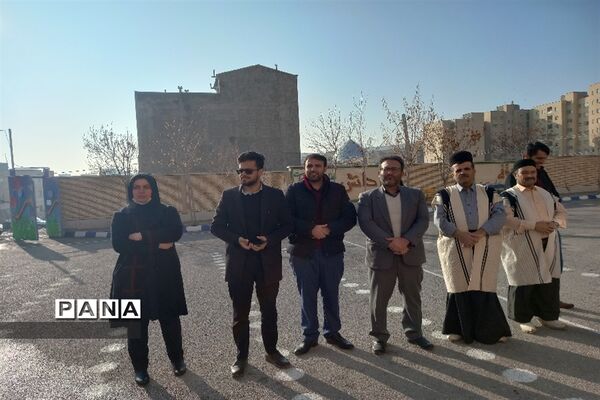 جشنواره غذای سنتی چهارمحال وبختیاری و شب یلدا در دبیرستان مرضیه